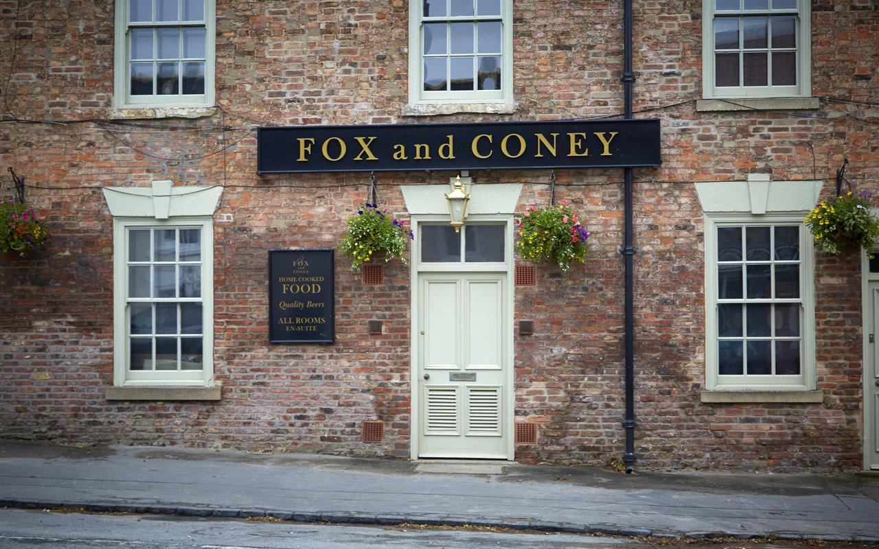 The Fox And Coney Inn South Cave Buitenkant foto